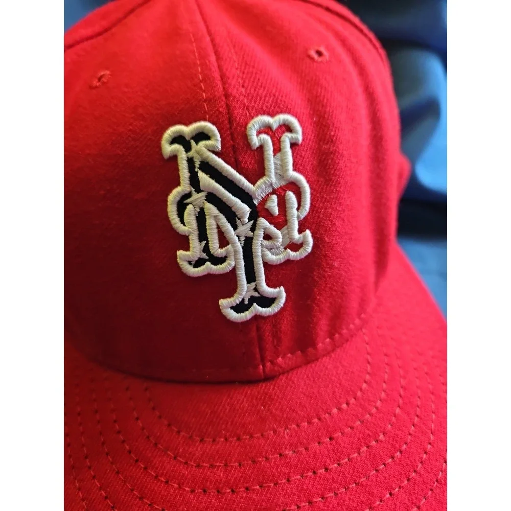 New York Mets New Era 59FIFTY Hat Cap Fitted Sz 8 Red Flag Logo Embroidered MLB - Picture 2 of 10
